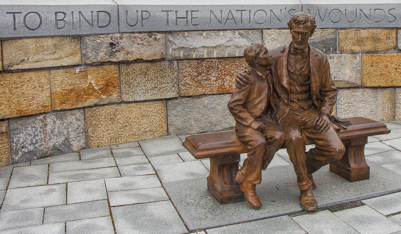 Statue of Abraham Lincoln